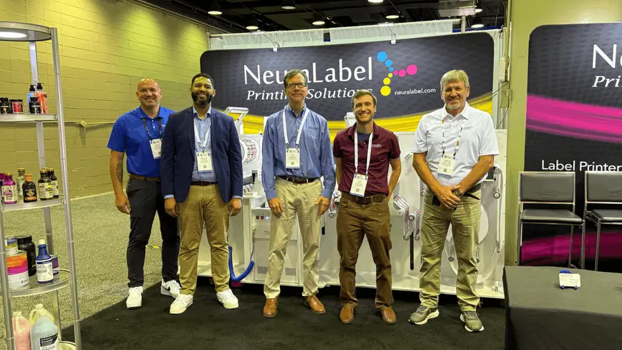 NeuraLabel tradeshow crew